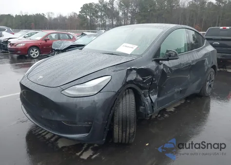 2024 Tesla Model Y Long Range Dual Motor All-Wheel Drive from USA, damaged, VIN 7SAYGDEE5RA325400